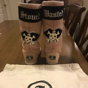 Rare! Tylie Malibu “Stoned and Wasted” boots, pink!, size 7